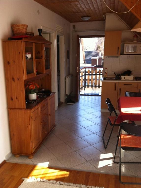 Siraly Apartman Балатонфюзфе Номер фото